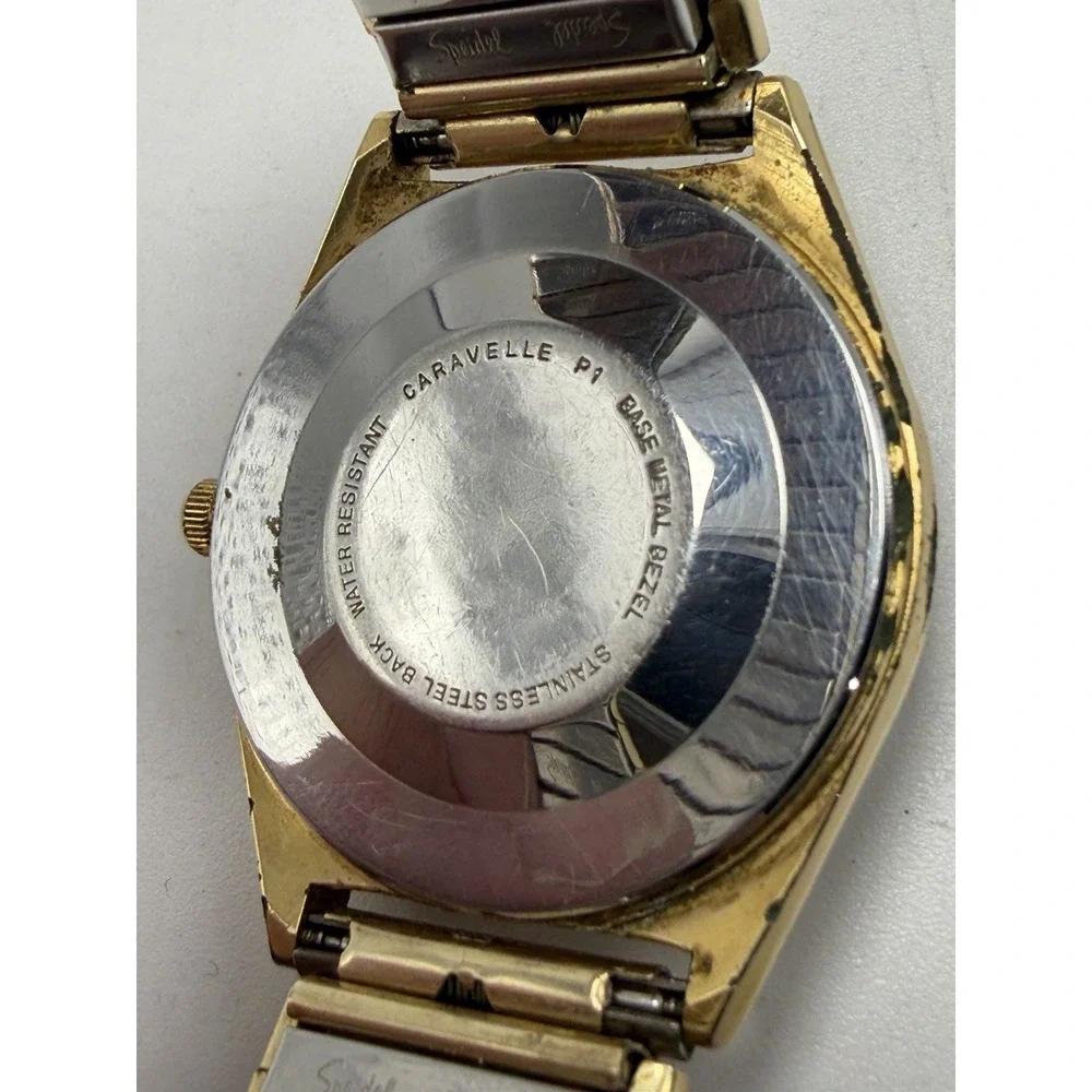 Caravelle Mens Watch New Battery 35MM 6.75
